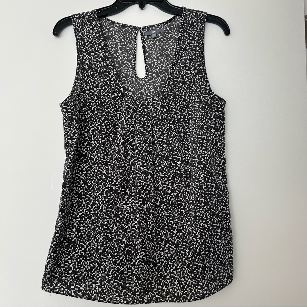 GAP Womens Sleeveless Geo Print Blouse